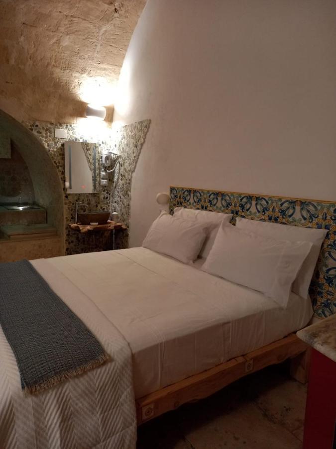 Dioniso Bed & Wellness Bed & Breakfast Taranto Exterior foto